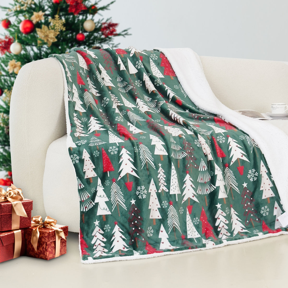 Mocassi Christmas Sherpa Throw with Flannel Fleece - 50 x 60 inches